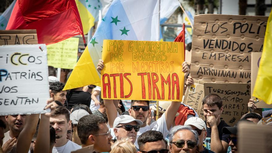 UGT Canarias aboga por reformular el modelo turístico de las islas