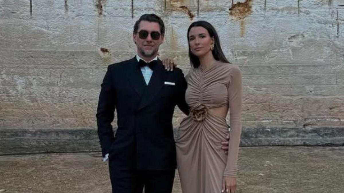 Paula Nata juntamente con Jonathan Andic