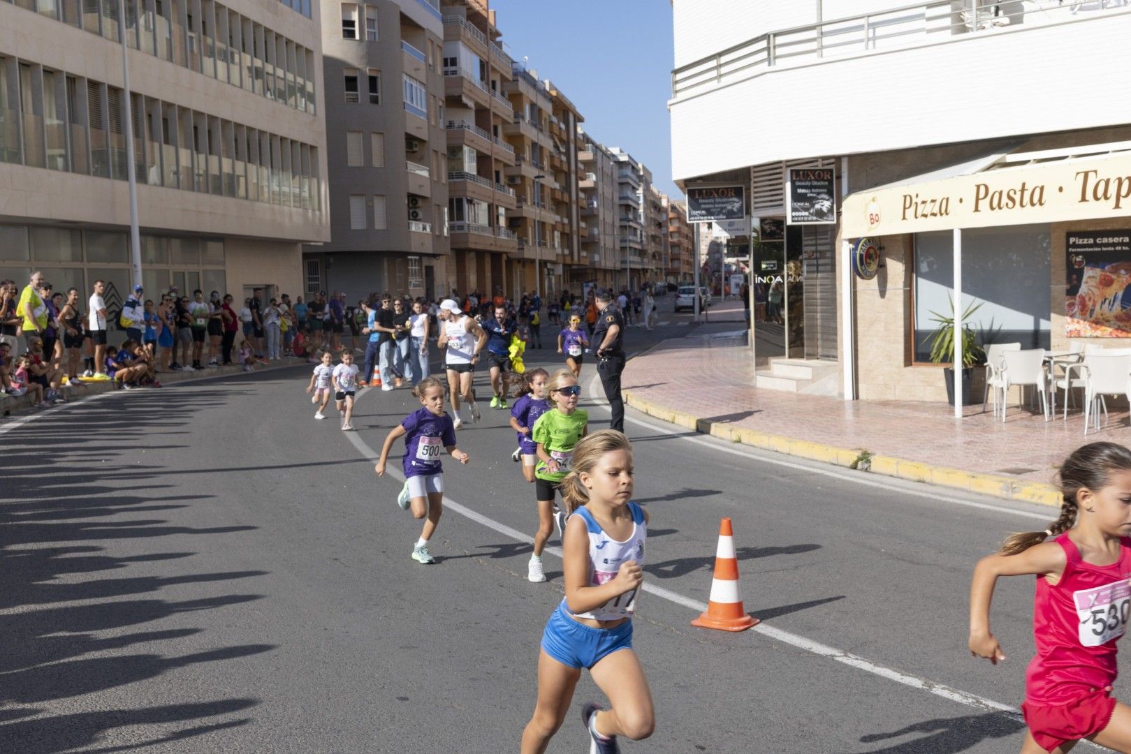 Así fue en imágenes una nueva edición de la carrera solidaria de AFA Torrevieja