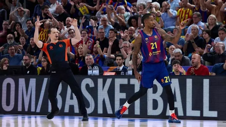 La exhibición triplista de Clyburn que disparó al Barça en el Palau
