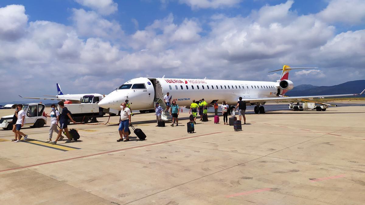 Llegada de un vuelo Sevilla-Castellón.