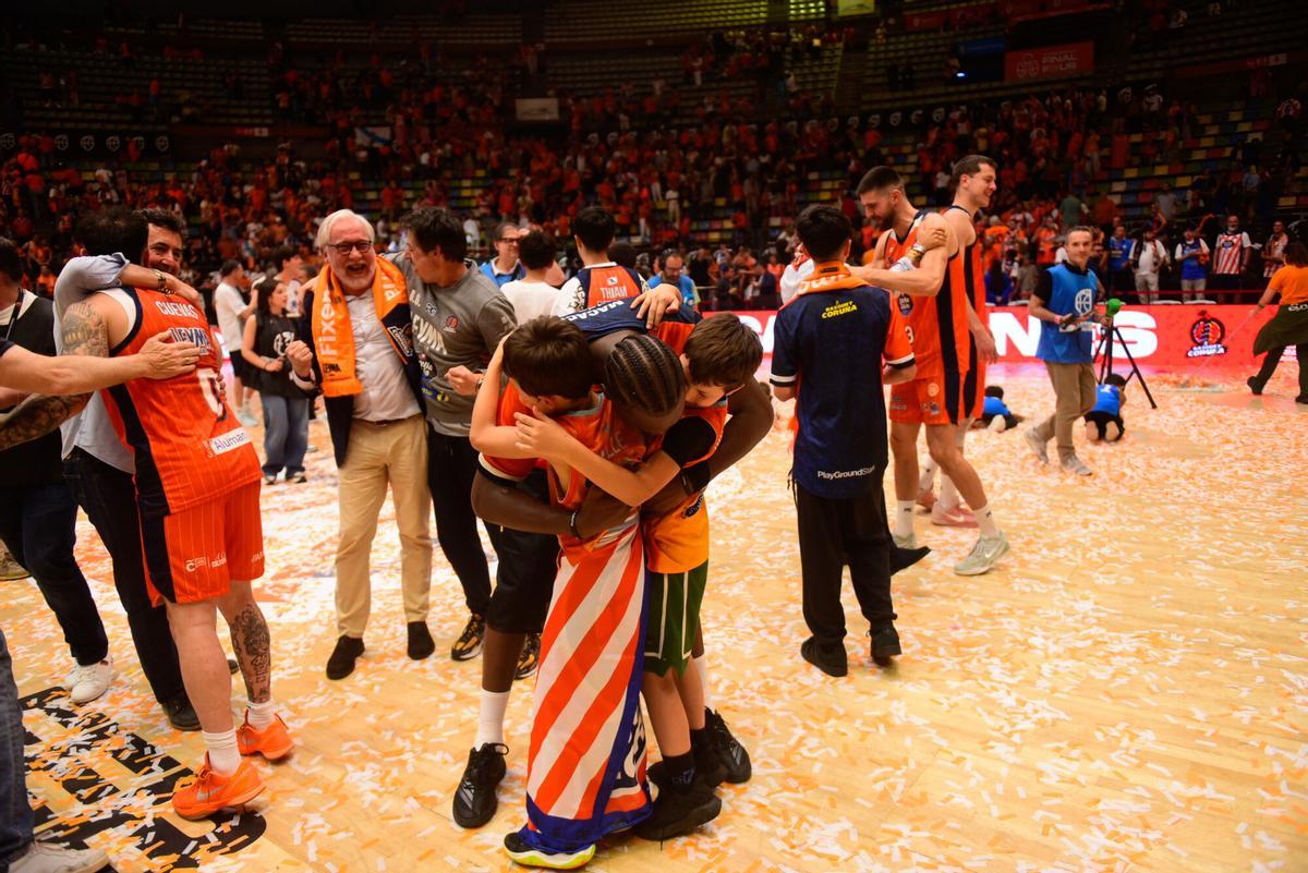 Fiesta del ascenso del Leyma Coruña a Liga ACB