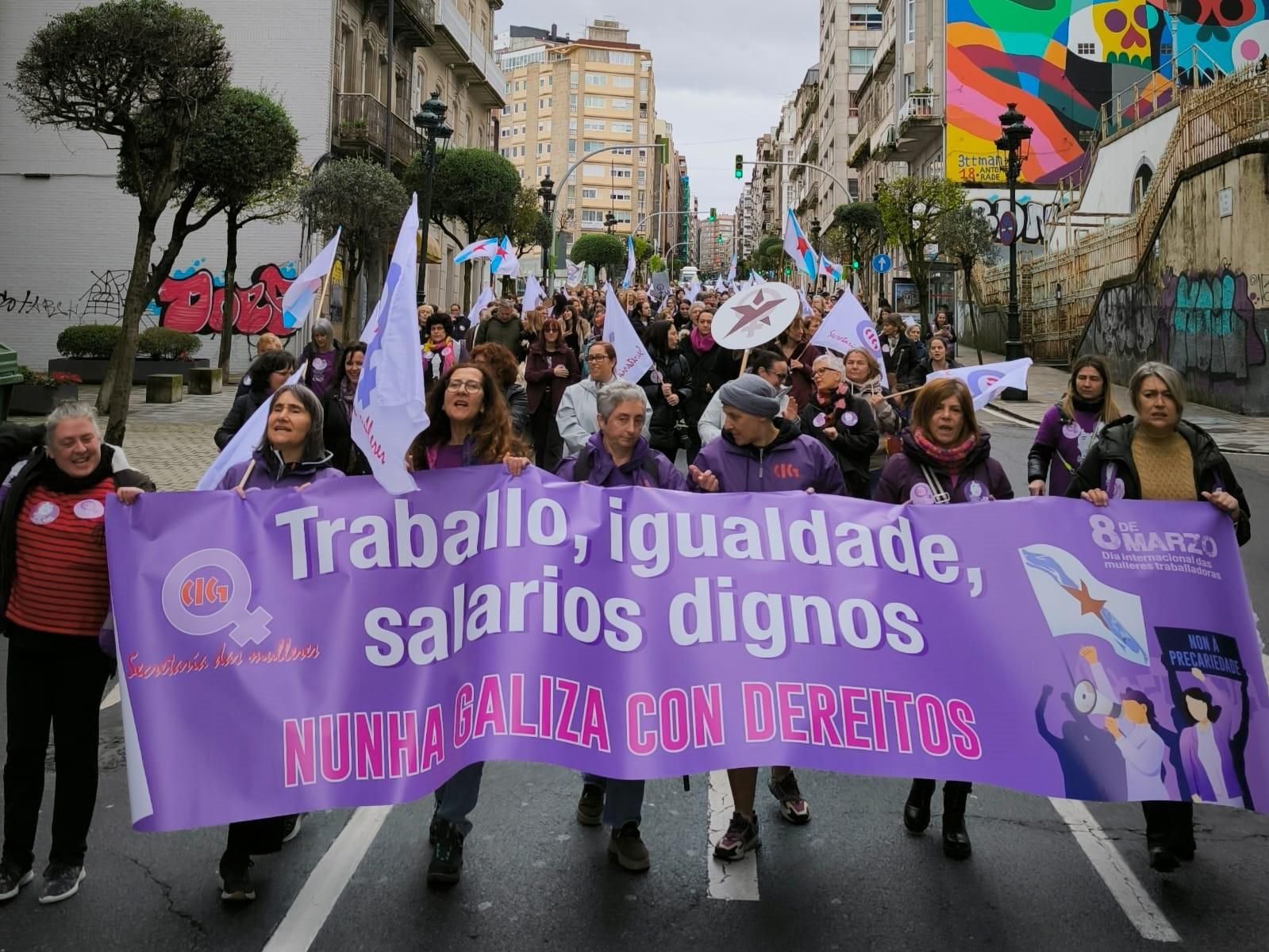 Manifestación convocada pola CIG en Vigo con motivo do 8M, a 8 de marzo de 2025.