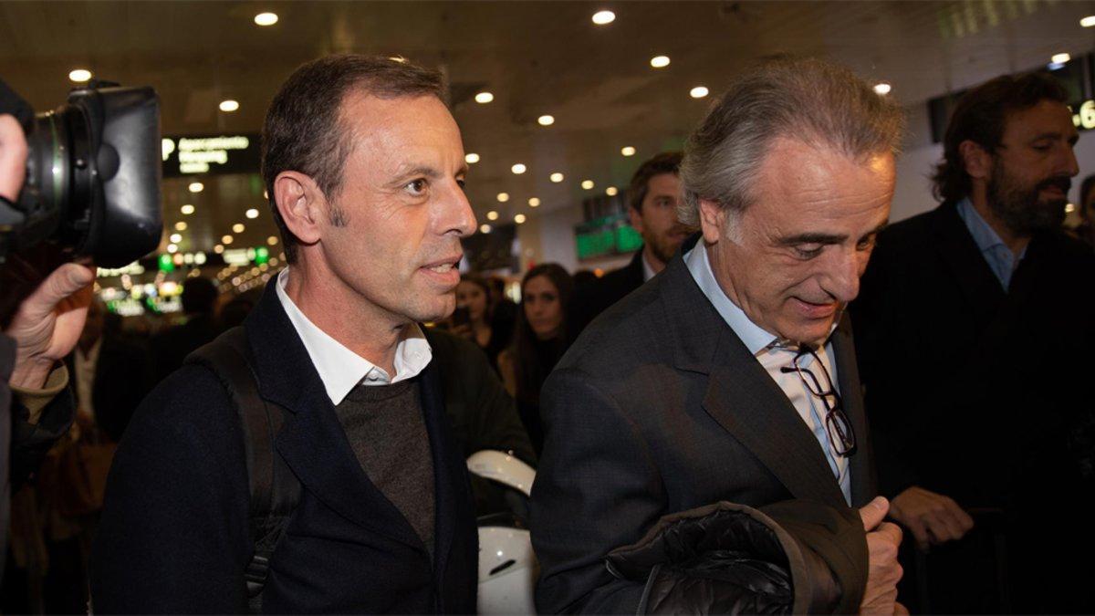 El expresidente del FC Barcelona Sandro Rosell junto a su abogado Pau Molins