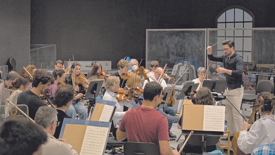Antonio Méndez: «Este es mi primer concierto dirigiendo en casa, con músicos que han sido compañeros o profesores míos»