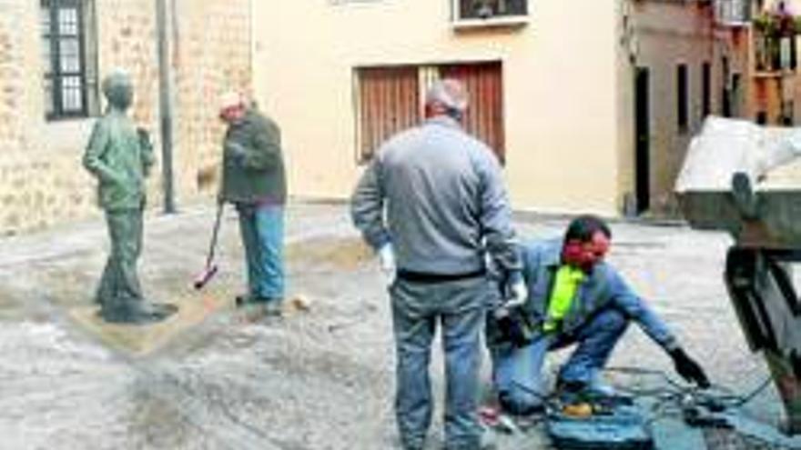 Regresa la escultura de García Matos