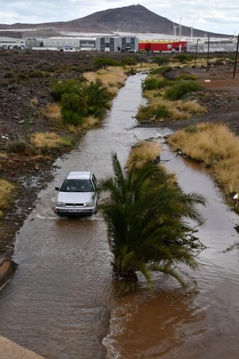 03/04/2019 VECINDARIO. SANTA LUCIA DE TIRAJANA.   Lluvia en Vecindario. Barranco de Balos. Fotógrafa: YAIZA SOCORRO.  | 03/04/2019 | Fotógrafo: Yaiza Socorro