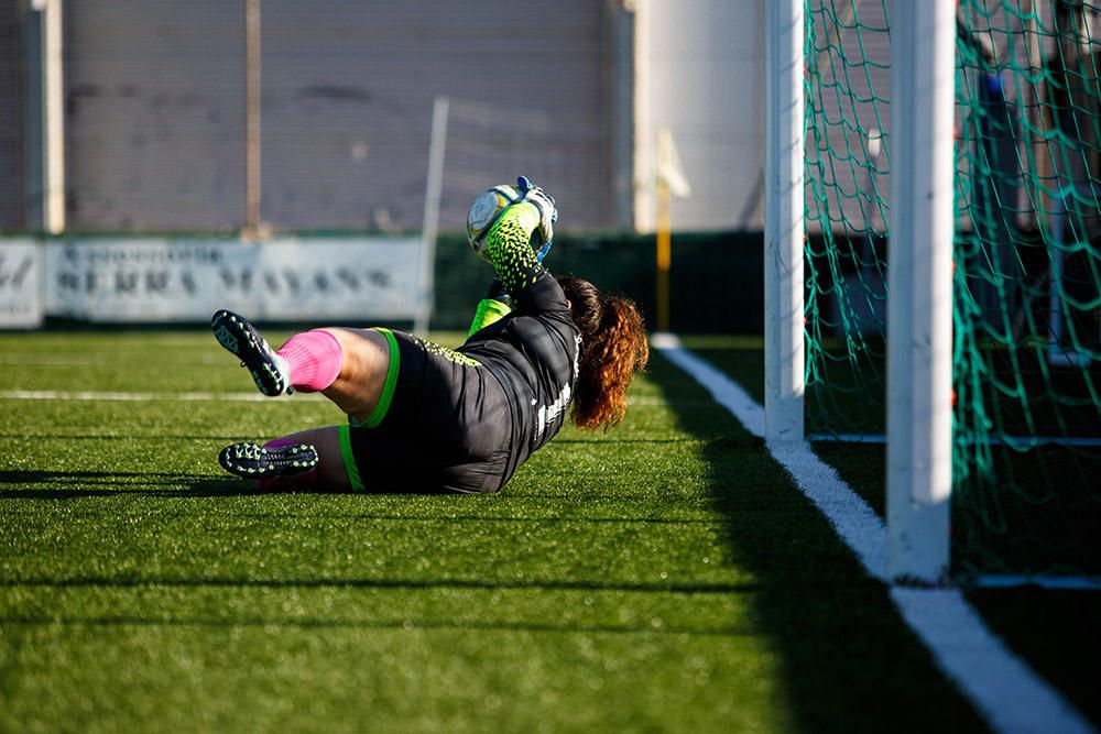 Equipo femenino de la Penya Esportiva Sant Jordi