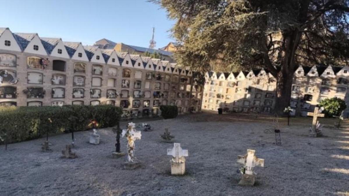 La fossa dels assassinats a la Serradora del cementiri de Puigcerdà
