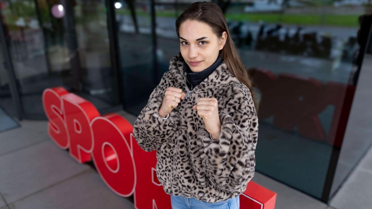 Tania Álvarez, a su llegada a SPORT