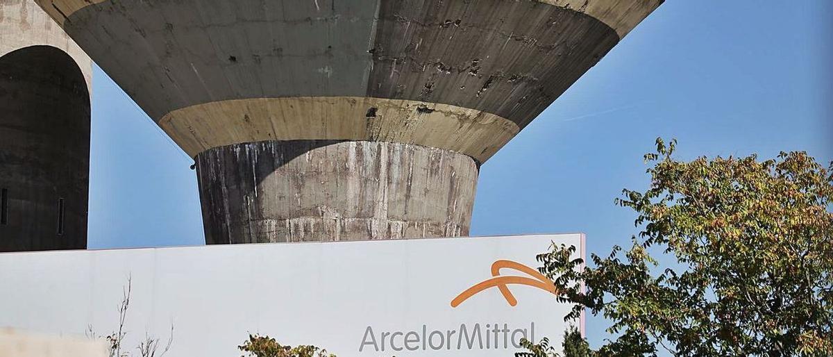 Un detalle de la planta de Olabarría en la que Arcelor planea hacer recortes de producción por los altos precios de la luz