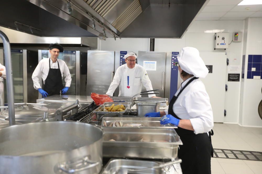 Pablo González-Conejero pone las tapas en el hospital Los Arcos