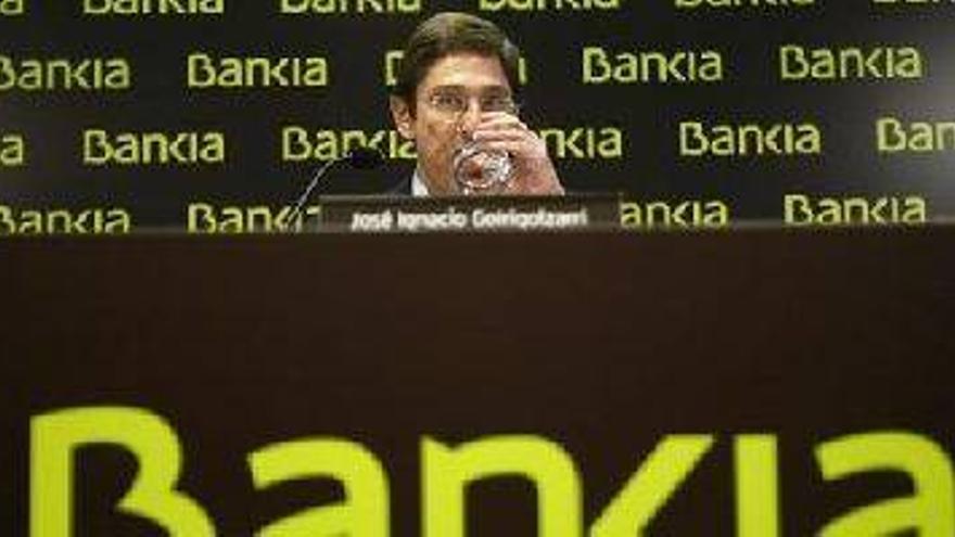 Bankia promete negociar los despidos con los sindicatos
