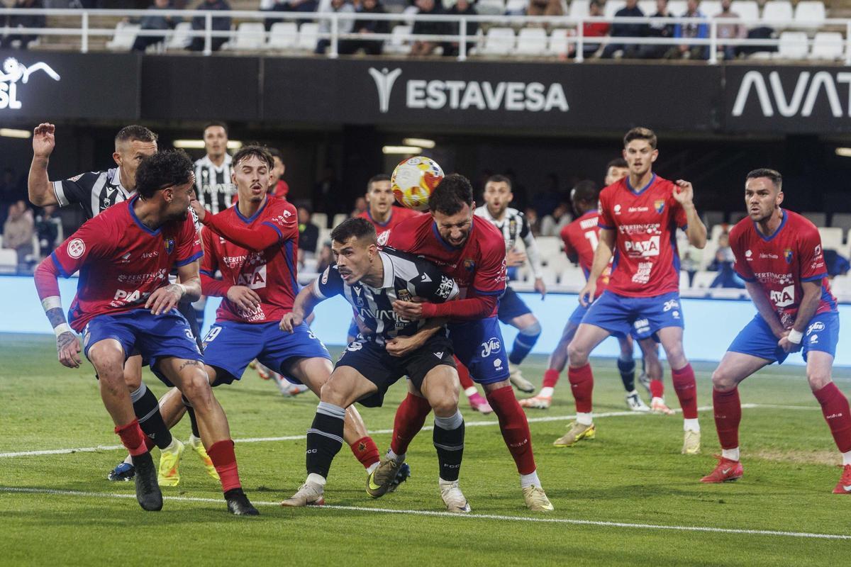 Las imágenes del partido entre el FC Cartagena y el CD Teruel