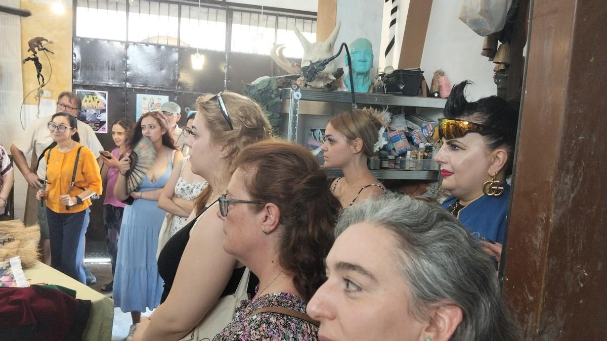 Participantes europeos conocen de cerca el trabajo artesano y el mundo de las mascaradas de Zamora