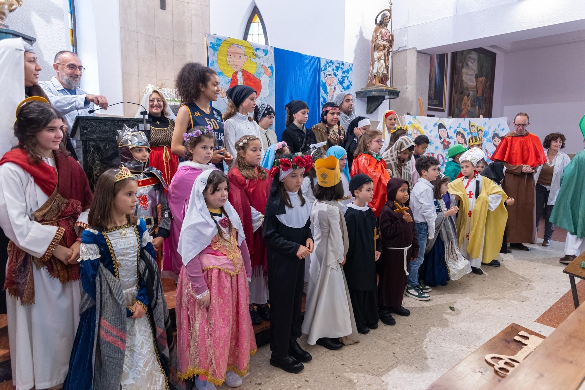 La parroquia de Santa María de Lugo de Llanera honra al santoral: así ha sido el festival que ha recordado los valores de 40 canonizados