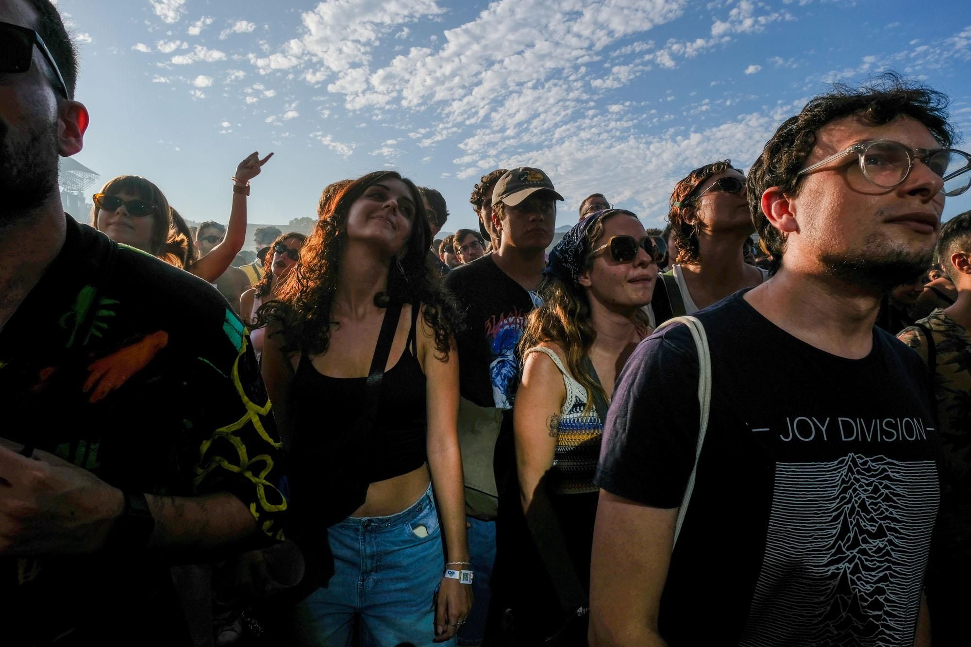 Primer día de conciertos en el Festival Cala Mijas 2023: Cariño