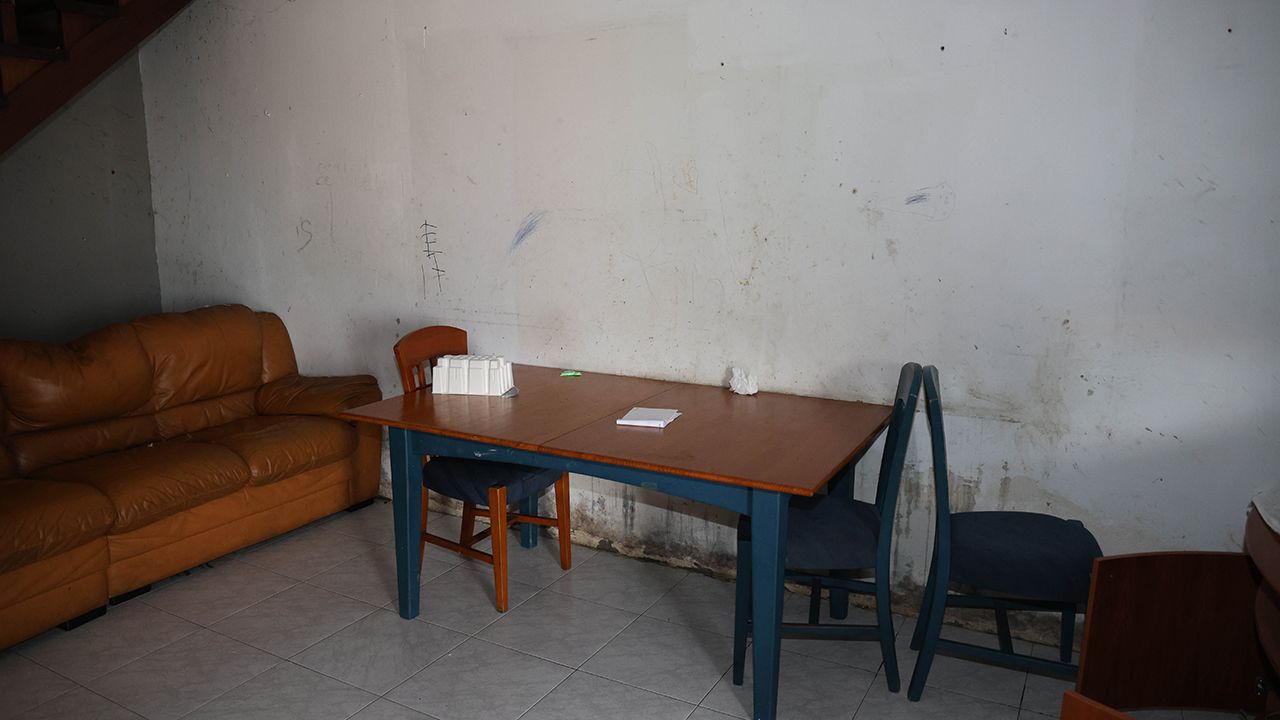 Desalojo de casa okupada en la rua Pardavila de Vigo