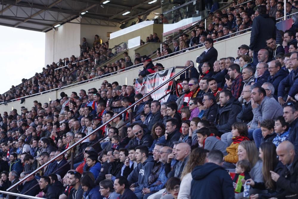 L'afició del Girona FC a Reus.