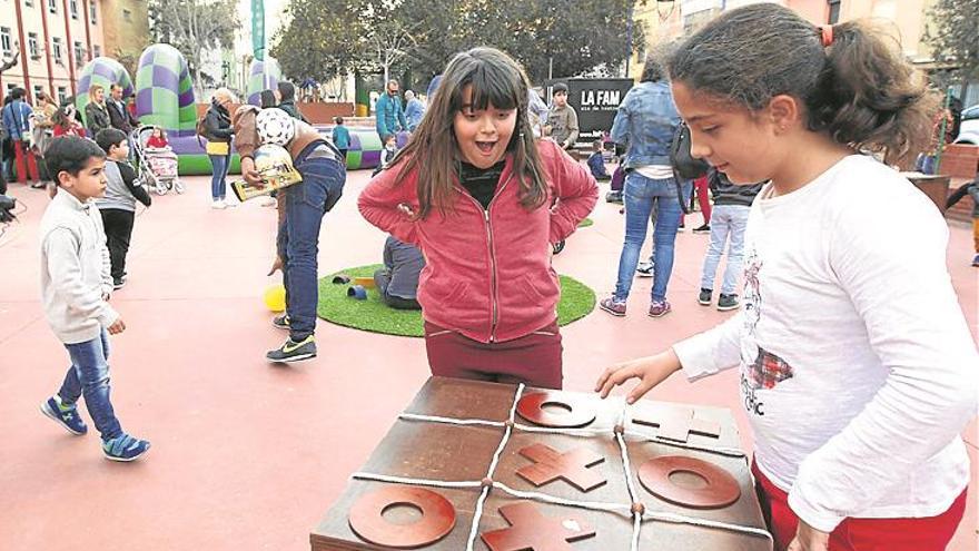 Los barrios recuperan los espacios con Assaltabarris