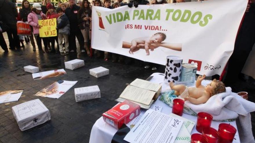 Grupos contra el aborto hoy en la Plaza Belluga