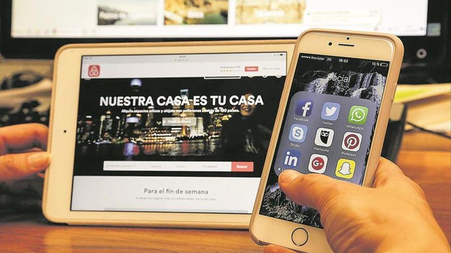 El 50% de los castellonenses usa internet hasta 4 horas al día como relación social