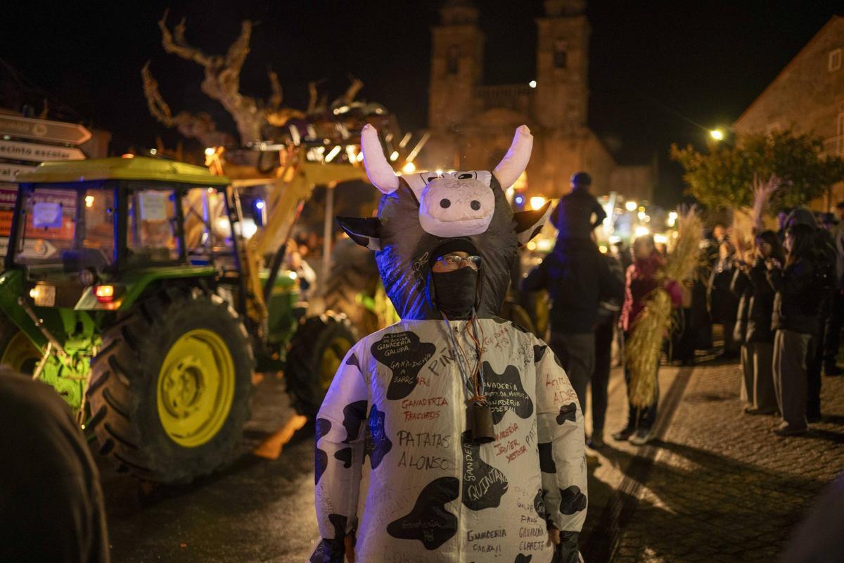 A Festa dos Fachós alumea un ano máis Castro Caldelas