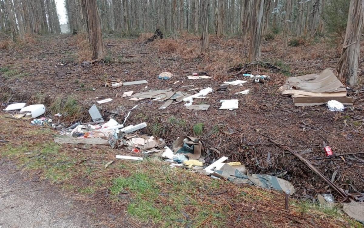 Vertidos en Figueiroa. |