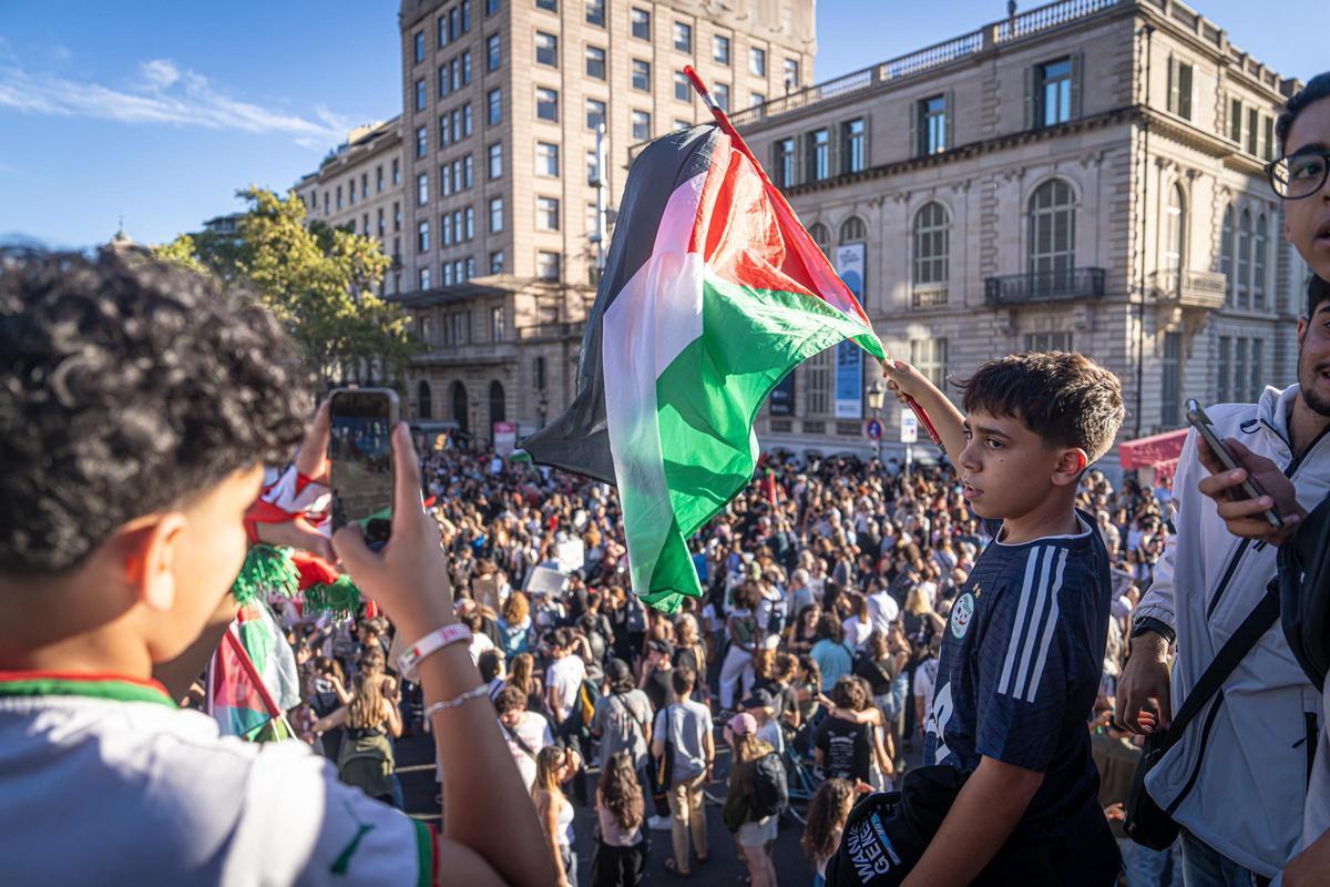 Manifestación en Barcelona para clamar contra el «genocidio» en Palestina y sus cómplices