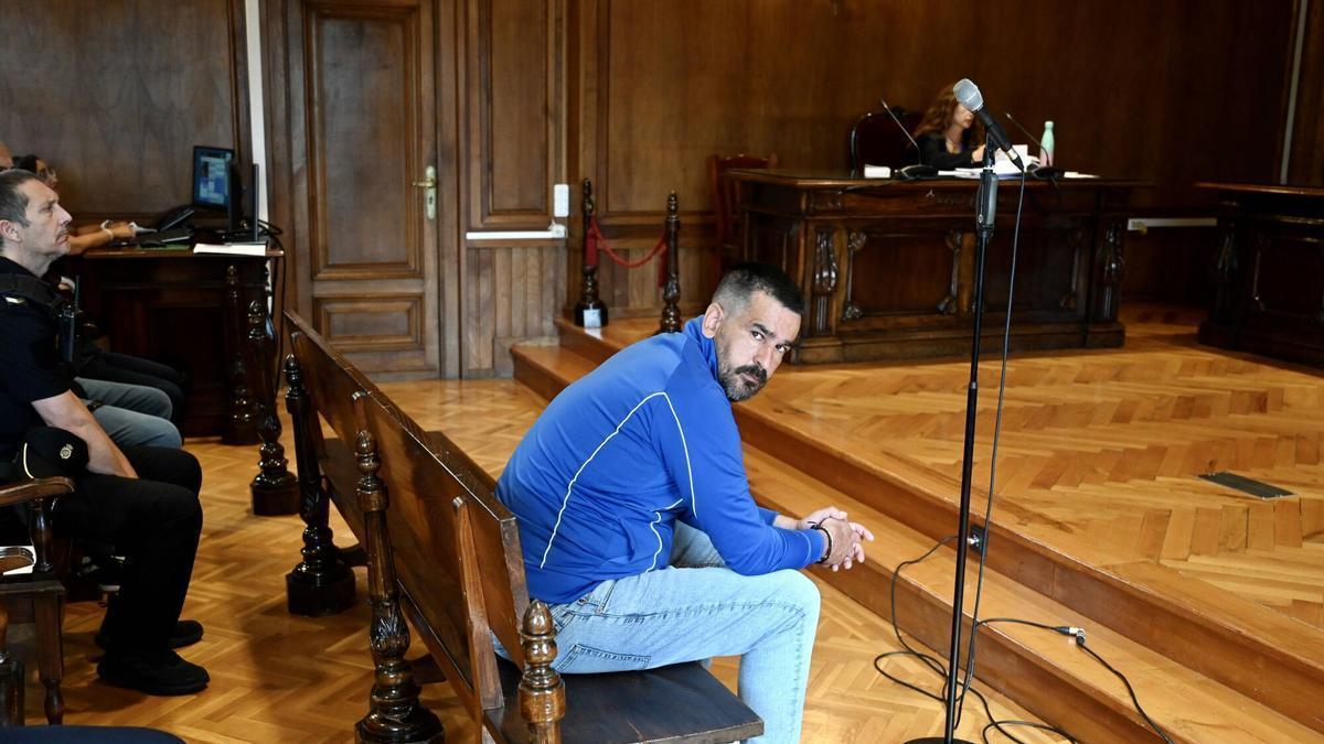 Casi 17 años de prisión para el hombre que intentó quemar viva a su expareja en Vigo