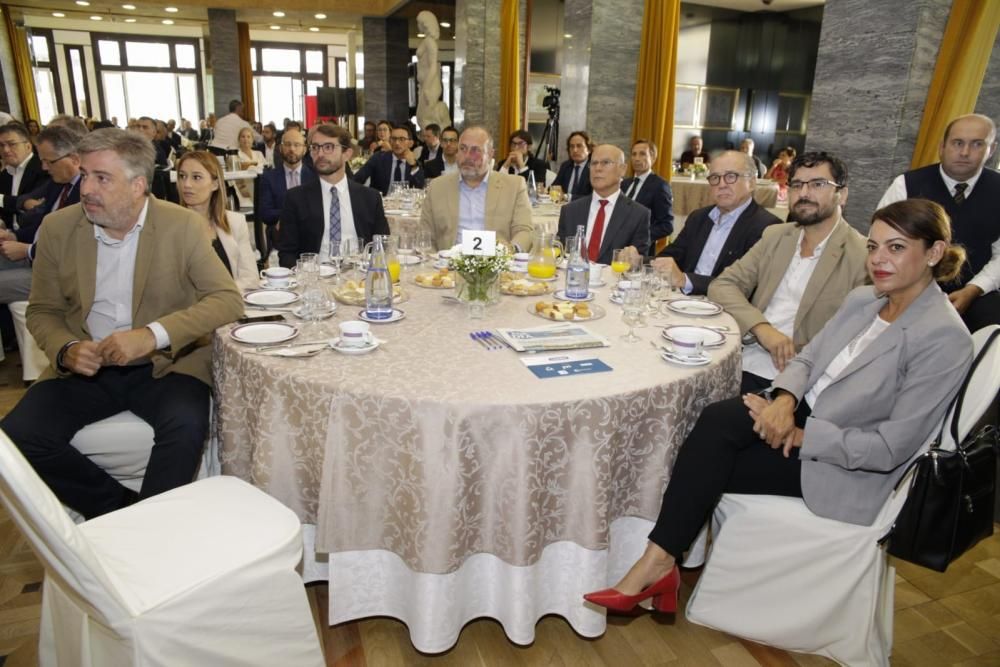 Participantes en el "Encuentro de Líderes"