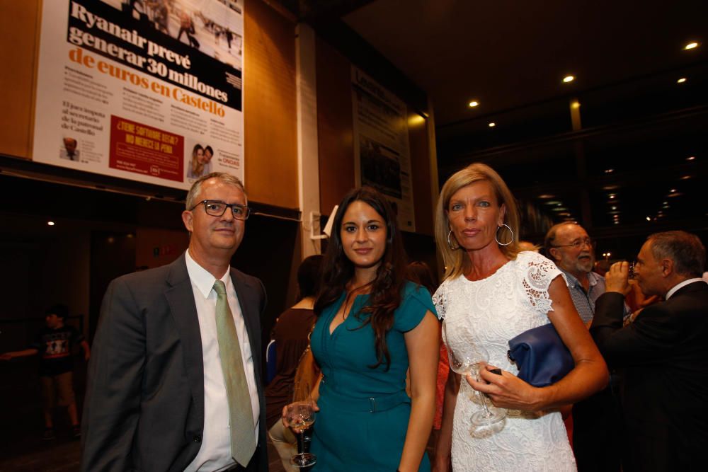 Roberto Arzo, secretario del Port Castell, Zulema Pérez, secretaria autonómica de Transparencia, y Dèlia Valero, ex diputada socialista en las Corts Valencianes.