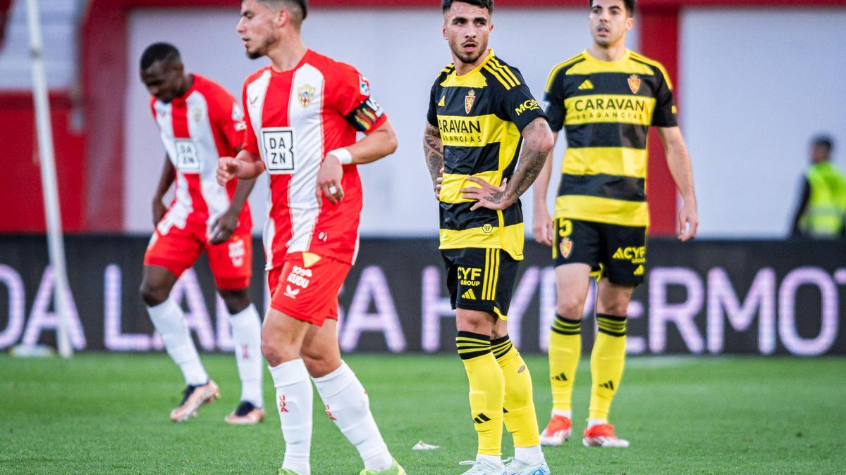 Tasende y Clemente, durante el partido del sábado en Almería.