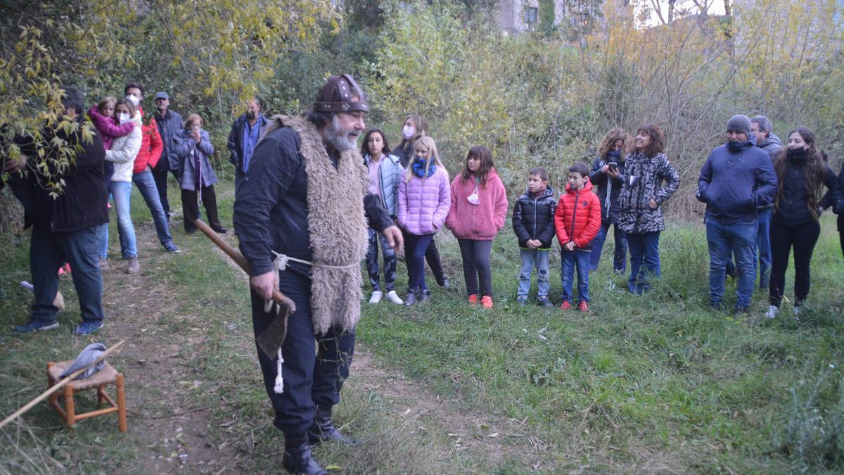 Taravaus redescobreix la seva història amb una visita teatralitzada pletòrica