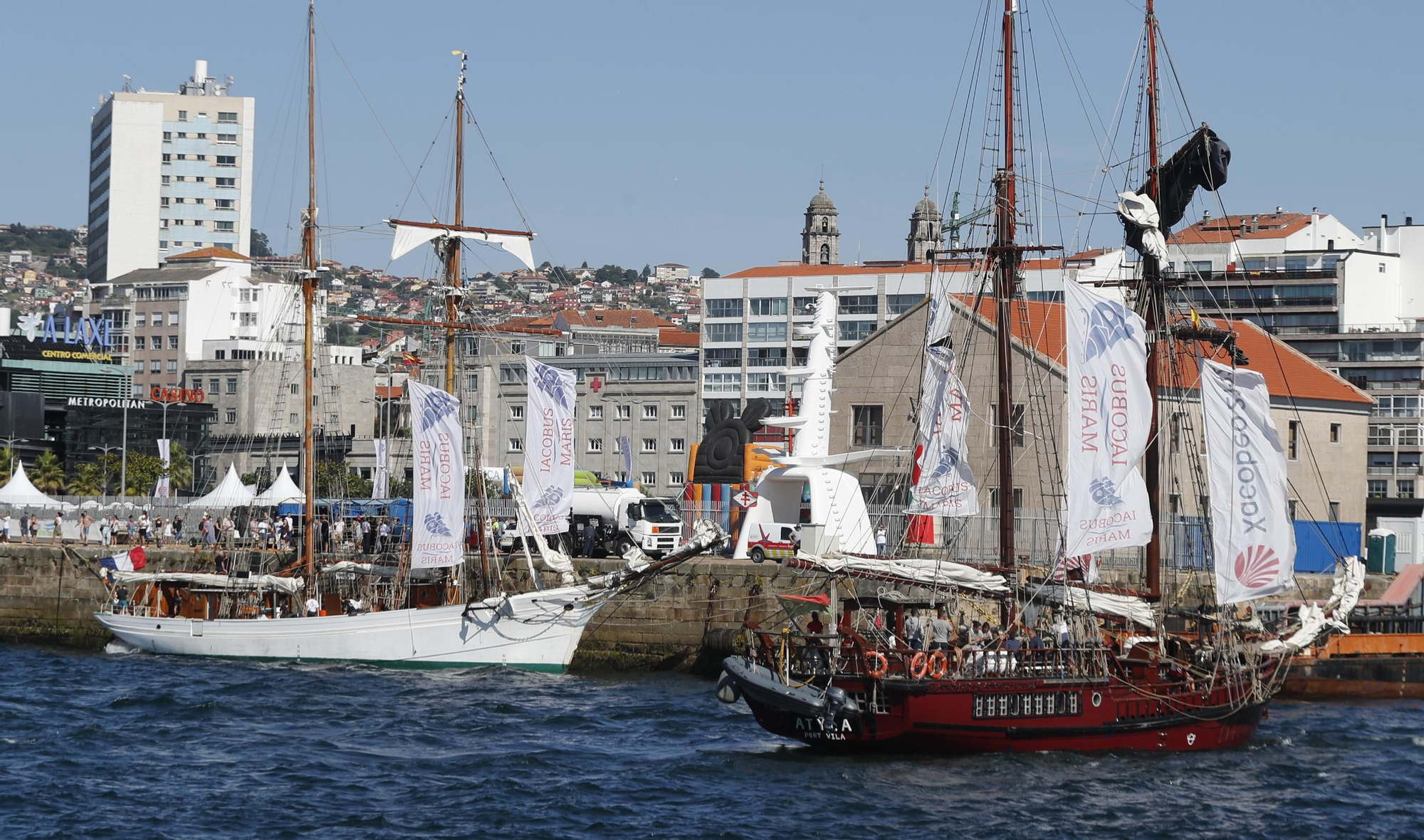 La Iacobus Maris arriba en Vigo