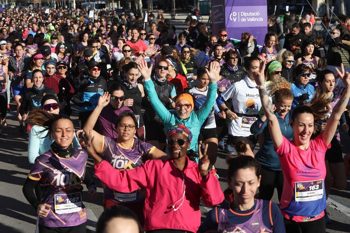 Búscate en la Carrera 10K Femenina del Día de la Mujer Deportista en València