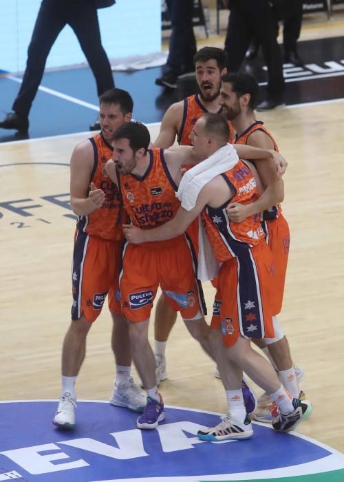 Valencia Basket Club vs TD Systems Baskonia . PlayOff