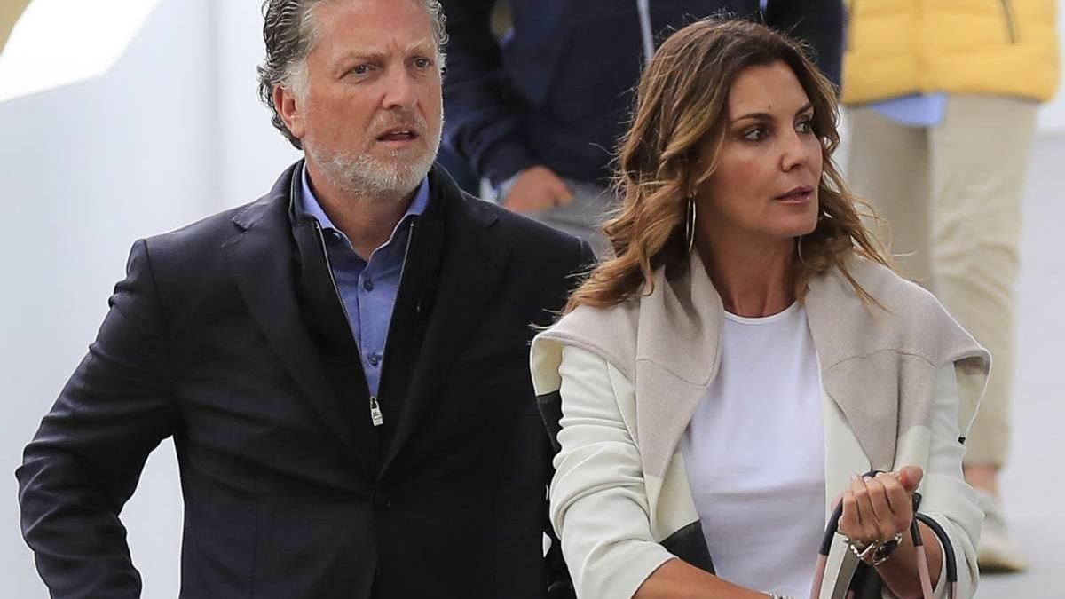 Mar Flores rompe con Elías Sacal después de ocho años, tras pillarle navegando con otra mujer &quot;joven y elegante&quot;