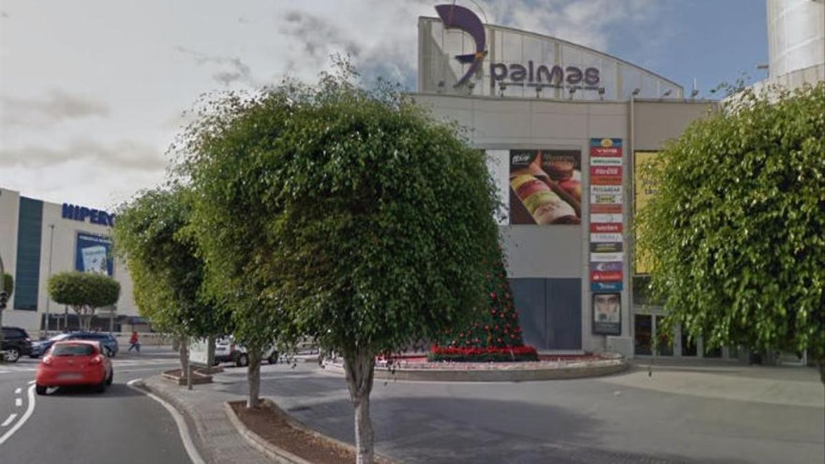 Empresarios de Siete Palmas rechazan la política de movilidad municipal.