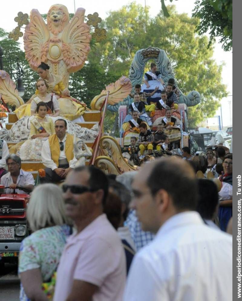 Galería de fotos -- Cabalgata del Mar en el Grao de Castellón