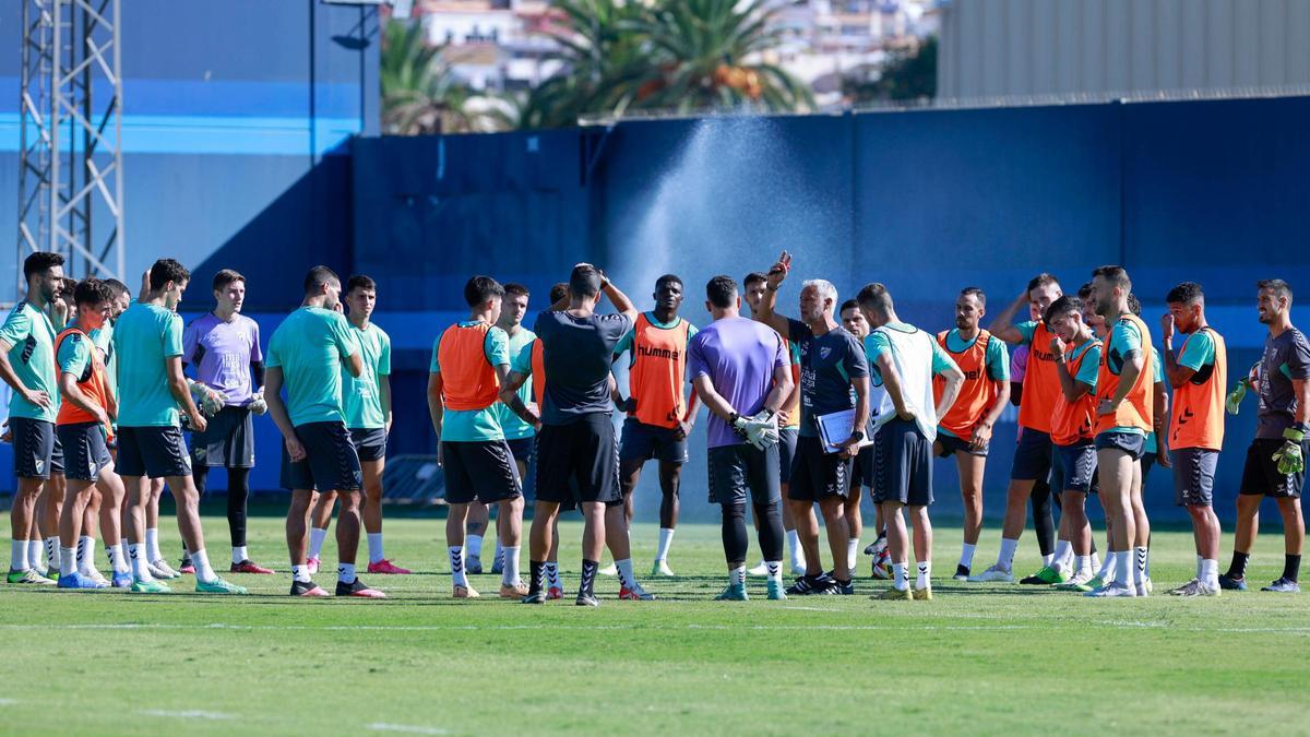 Entrenamiento del Málaga CF en el Anexo.