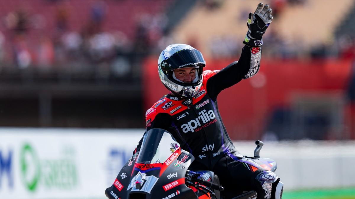 Aleix Espargaró, durante un GP