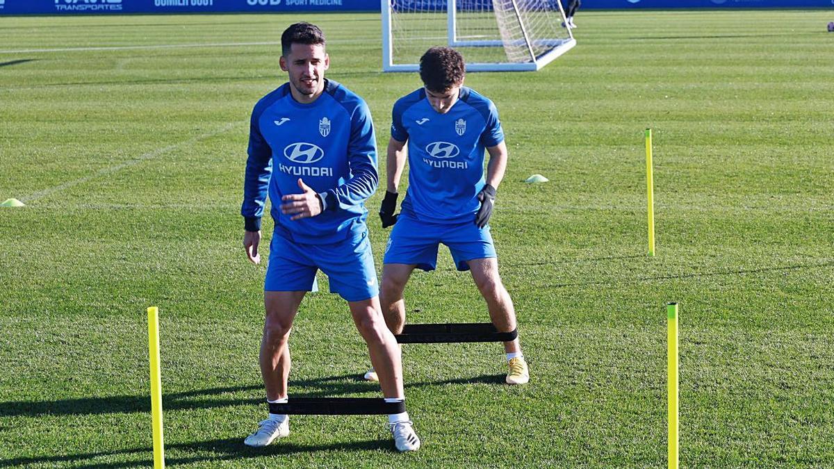 Corominas y Armando, en un entrenamiento de esta semana del Atlético Baleares.