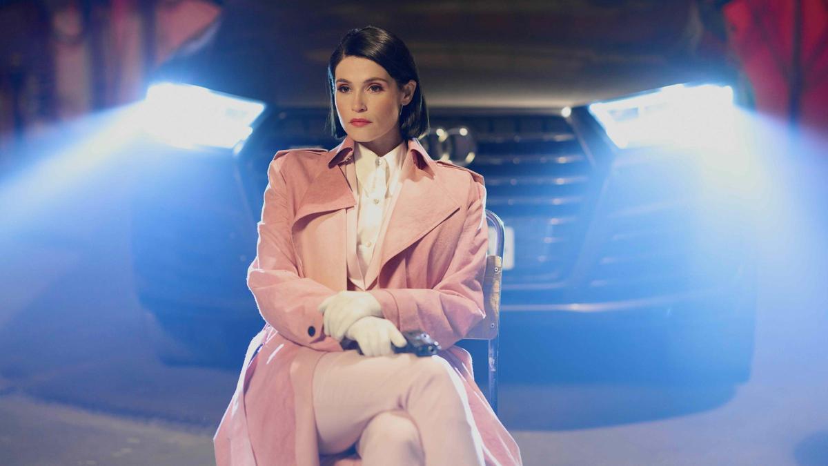 Gemma Arterton como la calculadora Dianne Harewood de 'Criminales'
