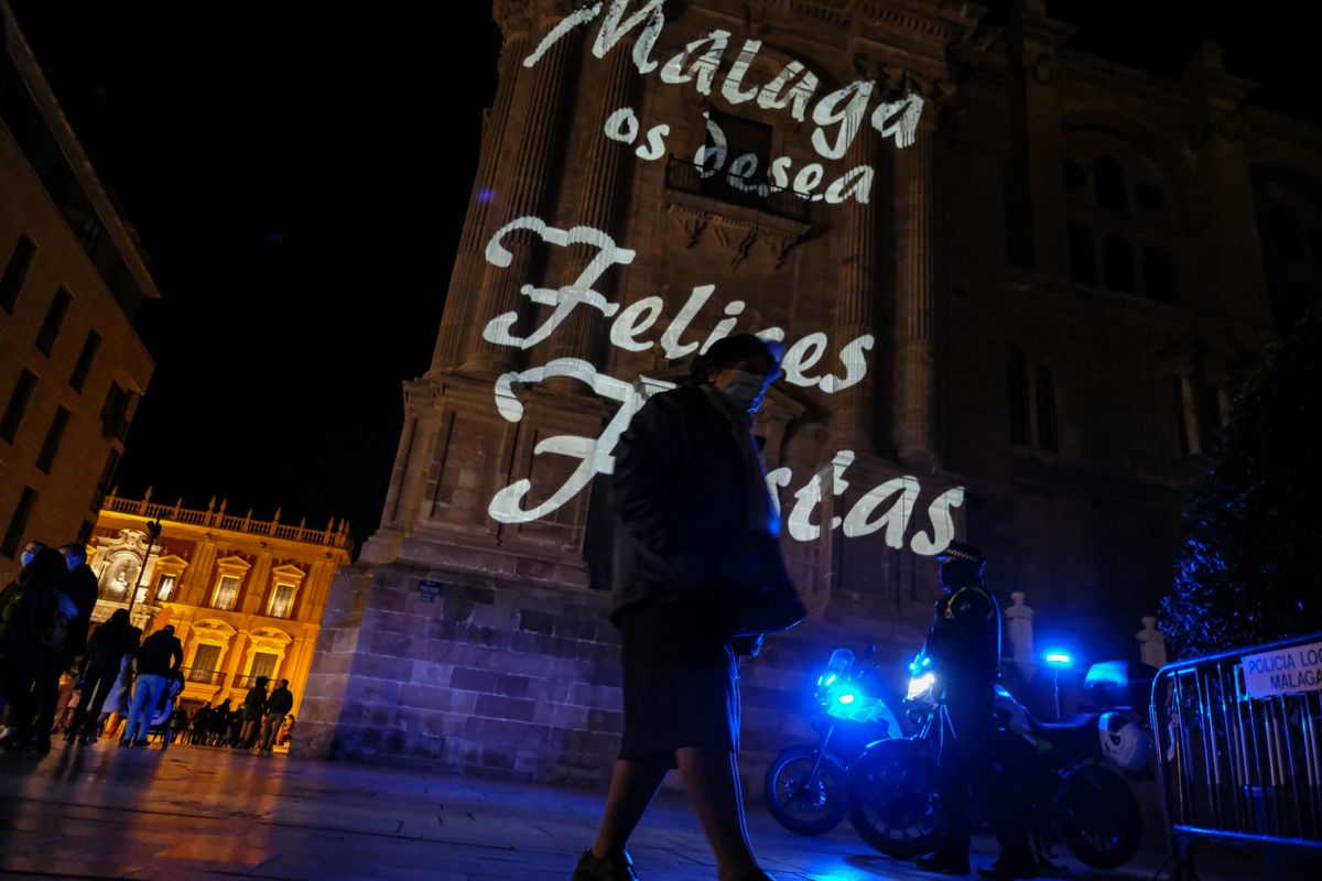 Vídeo mapping en la Catedral de Málaga | Luces de Navidad