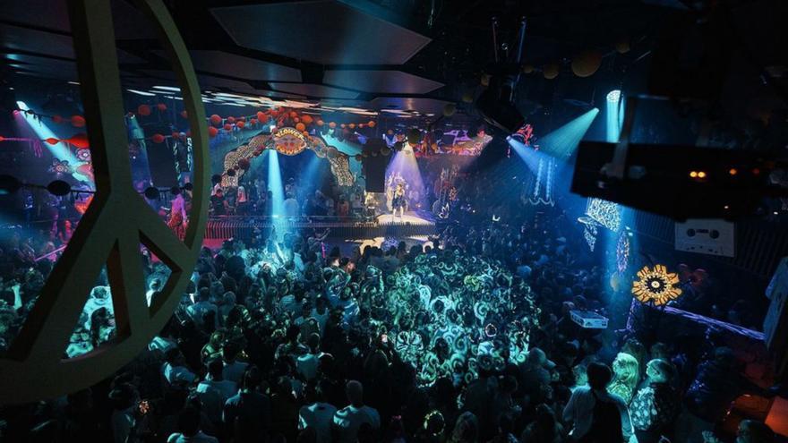 Flower Power en Pacha Ibiza. | RAÚL SÁNCHEZ