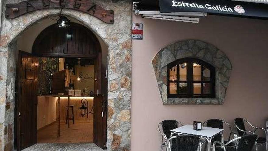 Entrada de la parrillada Lembranzas.