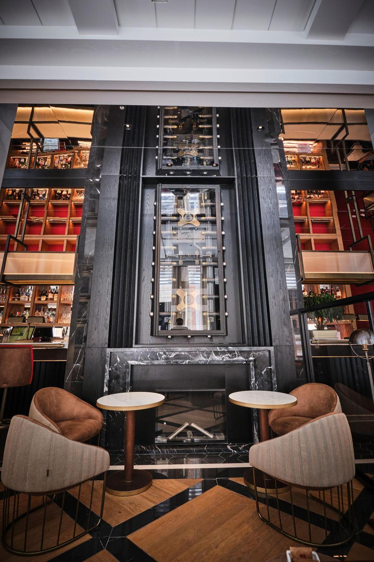 La cámara acorazada del renovado restaurante del hotel Estimar en València.