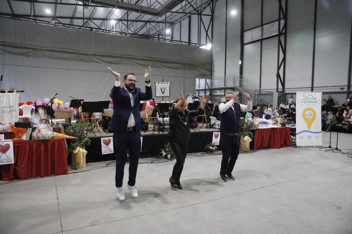 Así fue la gala contra el cáncer de Laviana, que llenó el recinto ferial