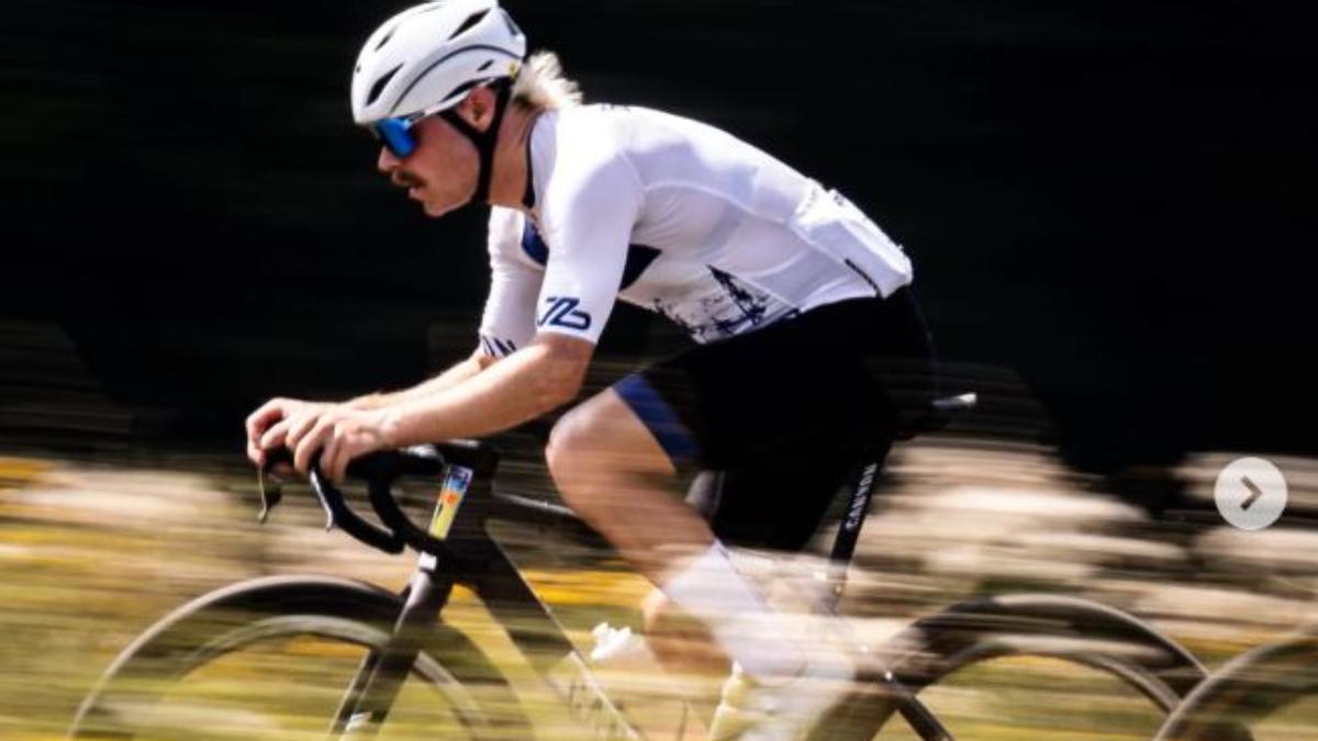 Un piloto en activo de Mundial de Fórmula 1 se clasifica para el Mundial de Ciclismo Gravel